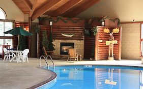 Cedar Creek Hotel